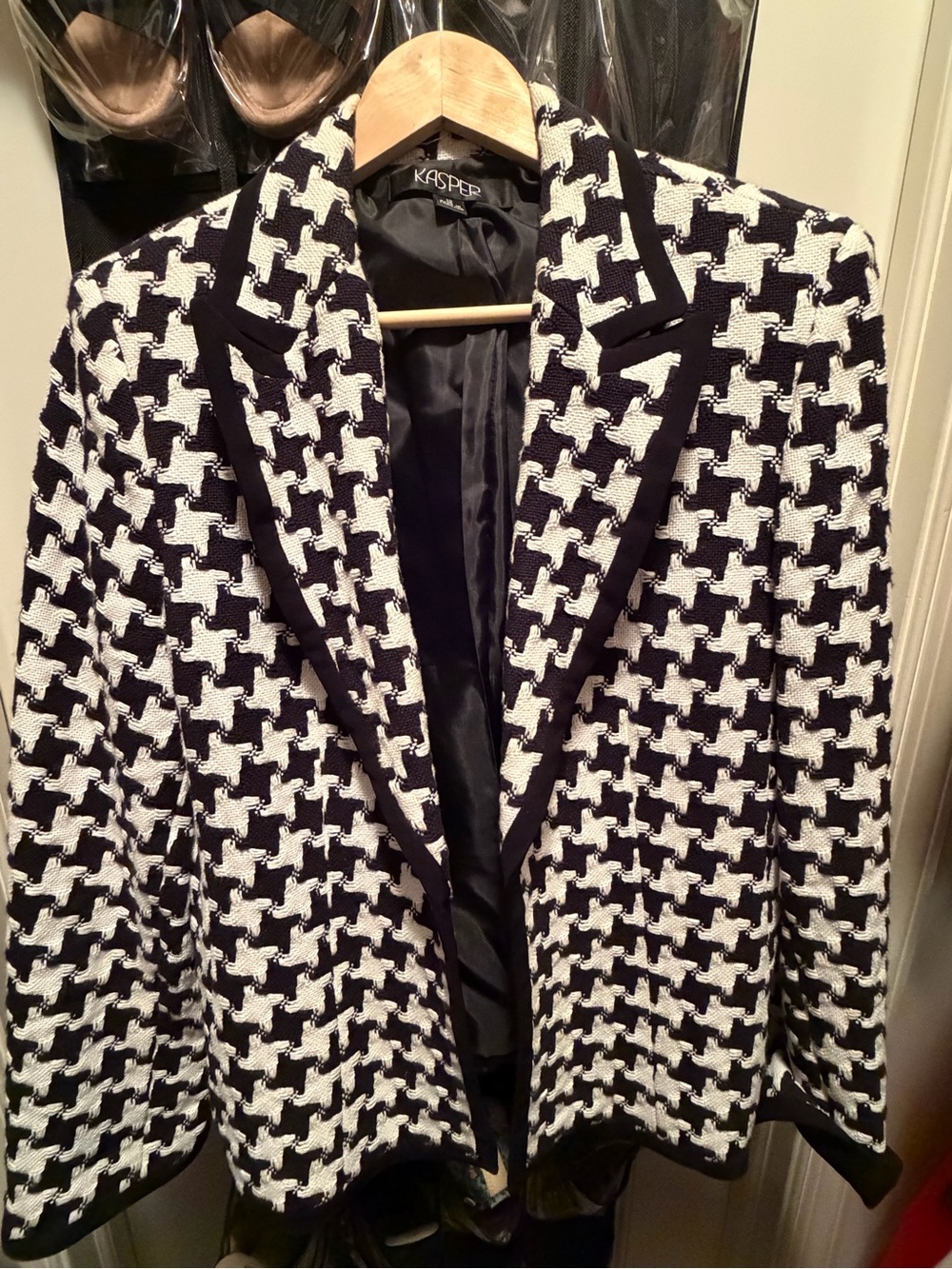 Kasper Black and White Houndstooth Blazer with Contrast Trim